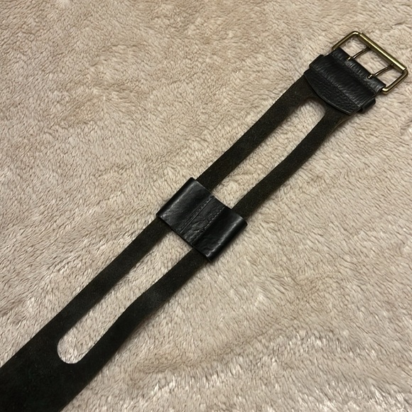 BCBG MAX AXRIA Pebble Grain Leather Belt - Picture 9 of 17